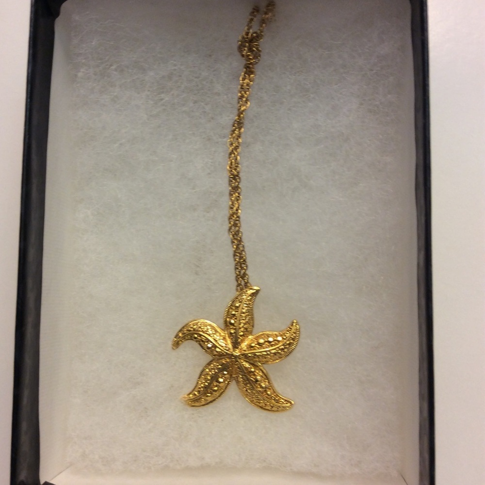 🐚 🌊 💕 Starfish Necklace 🐚🌊💕